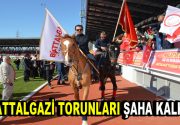 Esenler Stadyumu’nda bir araya gelen binlerce Malatya sevdalısı, bu yıl ilk