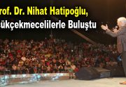 &nbsp; Ünlü ilahiyatçı Prof. Dr. Nihat Hatipoğlu, Küçükçekmece Belediyesi Ramazan