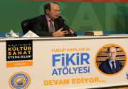 Gazeteci Yusuf Kaplan, Esenler Belediyesi Kültür İşleri Müdürlüğü tarafından düzenlenen “Yusuf