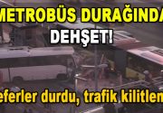Metrobüs durağında dehşet yaşandı. Küçükçekmece’de servis aracı metrobüs durağına girdi.