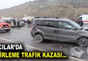 Bağcılar’da bir minibüs karşı şeride geçerek 4 araca çarptı. Zincirleme