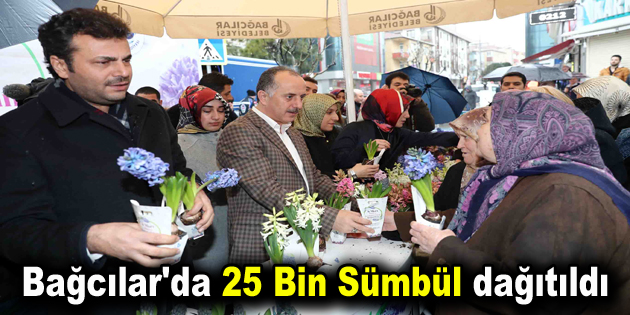 Dünya Kadınlar Günü’nde Bağcılar’da 25 Bin Sümbül dağıtıldı