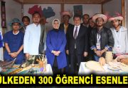 62 ÜLKEDEN 300 ÖĞRENCİ ESENLER’DE “Dünya 5’ten Büyüktür” sloganıyla düzenlenen