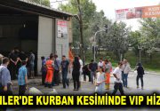 KURBAN KESİMİNDE VIP HİZMET Esenler’de toplu kurban kesim yerlerinde vatandaşa