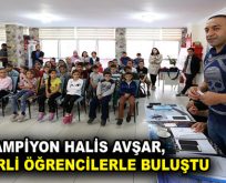 Şampiyon, Esenlerli öğrencilerle buluştu