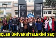 Liseli öğrenciler üniversitelerini seçiyor Yükseköğretim Kurumları Sınavı (YKS)’na hazırlanan liseli