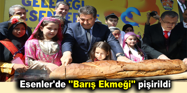 Esenler’de ”Barış Ekmeği” pişirildi