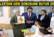 EMİNE ERDOĞAN GERİ DÖNÜŞÜM DEFTERLERİNİ DAĞITTI Esenler Belediyesi’nin geri dönüşüm