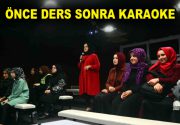 Üniversite sınavı stresini karaokeyle atıyorlar Bağcılar Belediyesi Gençlik Merkezi’nde YKS’ye