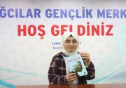 Karamsarlığını fırsata çevirip kitap çıkardı Bağcılar Belediyesi Gençlik Merkezi kursiyerlerinden