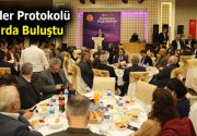 Esenler protokolü iftarda buluştu Esenler protokolü iftarda buluştu. İftar programında