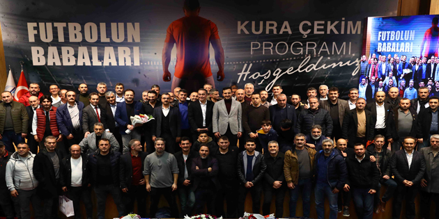 Futbolun babaları, sahaya çıkıyor