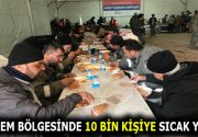 DEPREM BÖLGESİNDE 10 BİN KİŞİYE SICAK YEMEK Esenler Belediyesi deprem