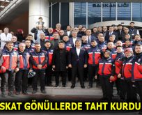 ESKAT gönüllerde taht kurdu