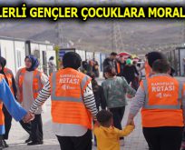 ESENLERLİ GENÇLER ÇOCUKLARA MORAL OLDU