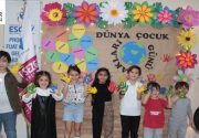 ESENLER’DE DÜNYA ÇOCUK HAKLARI GÜNÜ KUTLANDI Esenler Belediyesi ‘Dünya Çocuk