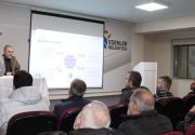 ESENLERLİ BABALARA “AİLE VE EĞİTİM” SEMİNERİ DÜZENLENDİ Esenlerli babalar “Aile