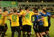 ESENLER EROKSPOR İLK YARIYI LİDER KAPATTI Esenler Erokspor, sezonun ilk