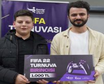 ESENLER’DE FIFA 22 VE VALORANT HEYECANI YAŞANDI