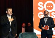 GENÇLER SORDU, BAŞKAN GÖKSU CEVAPLADI ‘Sor Gelsin’ diyerek gençlerin karşısına