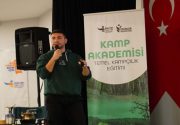 ESENLERLİ GENÇLERE KAMP AKADEMİSİ Esenler Belediyesi doğa gezisi yapmayı ve