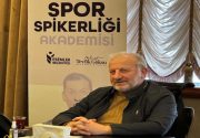 ESENLERLİ GENÇLER, SPOR SPİKERLİĞİNE ADIM ATTILAR Esenler Belediyesi’nin gerçekleştirdiği ‘Spor