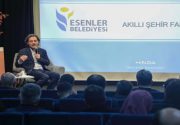ESENLER’DE ”BİLİM TEKNİK SOHBETLERİ” DEVAM EDİYOR Esenler Belediyesi tarafından sezona