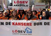 LÖSEV’DEN KANSER İLE MÜCADELEDE TOPLUMSAL DAYANIŞMA ÇAĞRISI Kanser, her yıl