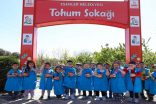 ANNE ÇOCUK KAMPÜSÜ’NÜN MİNİK ÖĞRENCİLERİ TOPRAKLA BULUŞTU