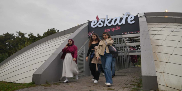 ESKAFE KAMPÜS BÜYÜMEYE DEVAM EDİYOR