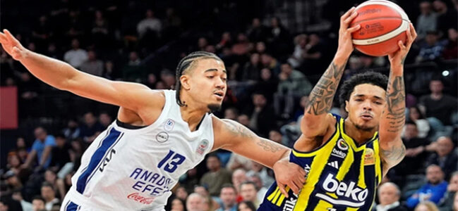 İstanbul Derbisinde Sarı-Lacivert Şov: Fenerbahçe Beko, Anadolu Efes’i Parkeye Gömerek Seriyi Sürdürdü!