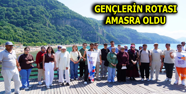 ESENLERLİ GENÇLER ROTASINI AMASRA’YA ÇEVİRDİ