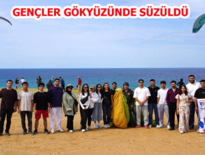 ESENLERLİ GENÇLER YAMAÇ PARAŞÜTÜ ETKİNLİĞİNE KATILDI