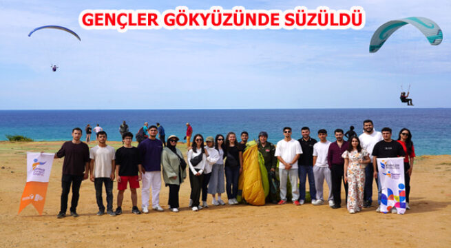 ESENLERLİ GENÇLER YAMAÇ PARAŞÜTÜ ETKİNLİĞİNE KATILDI