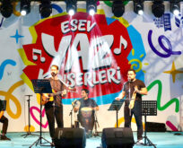ESENLER’DE YAZ KONSERLERİ DOLU DOLU GEÇİYOR