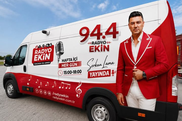 SERKAN LAMA, 19 YIL SONRA YENİDEN RADYO EKİN’DE! “TÜRKÜLERİN GARDAŞI” SERKAN LAMA, YILLAR SONRA ESKİ YUVASINA GERİ DÖNDÜ